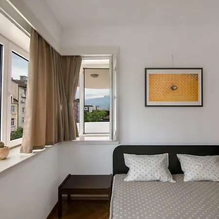 Apartment Design In Center