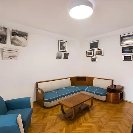 Design In Center Apartment